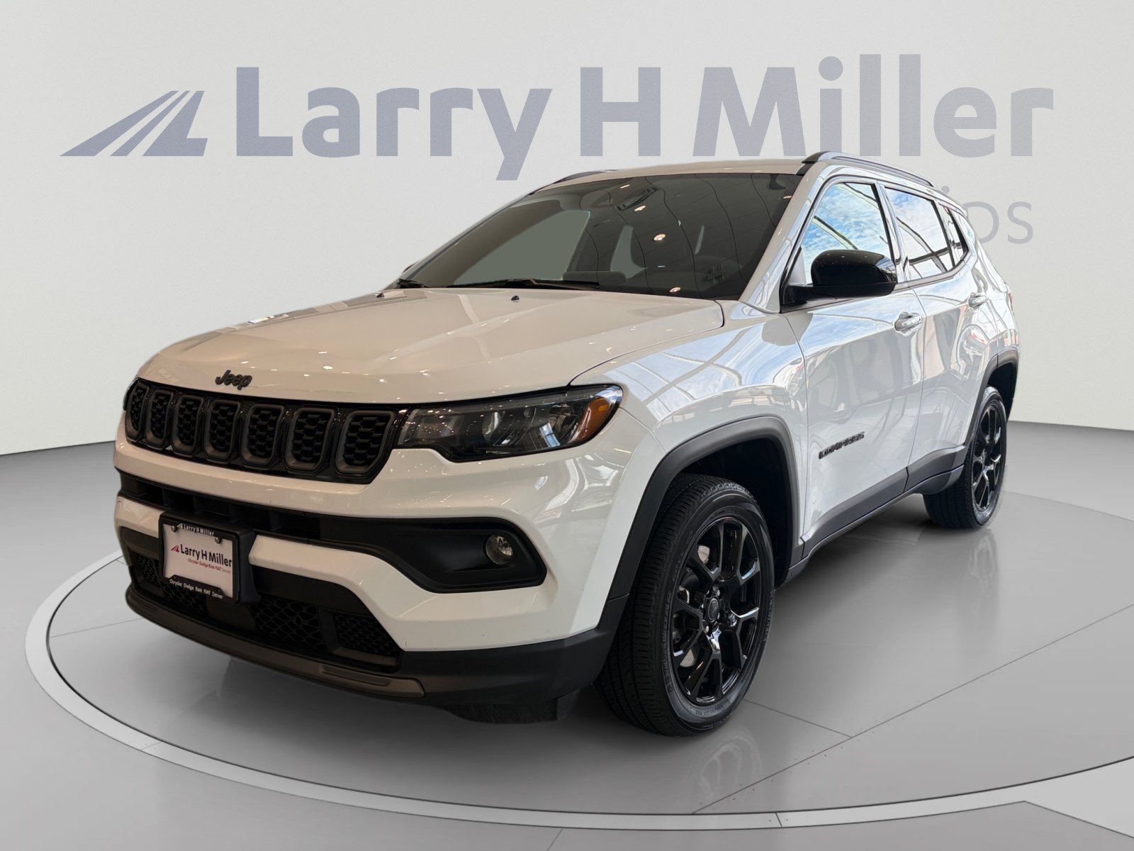 Used 2025 Jeep Compass Latitude w/ Convenience Group