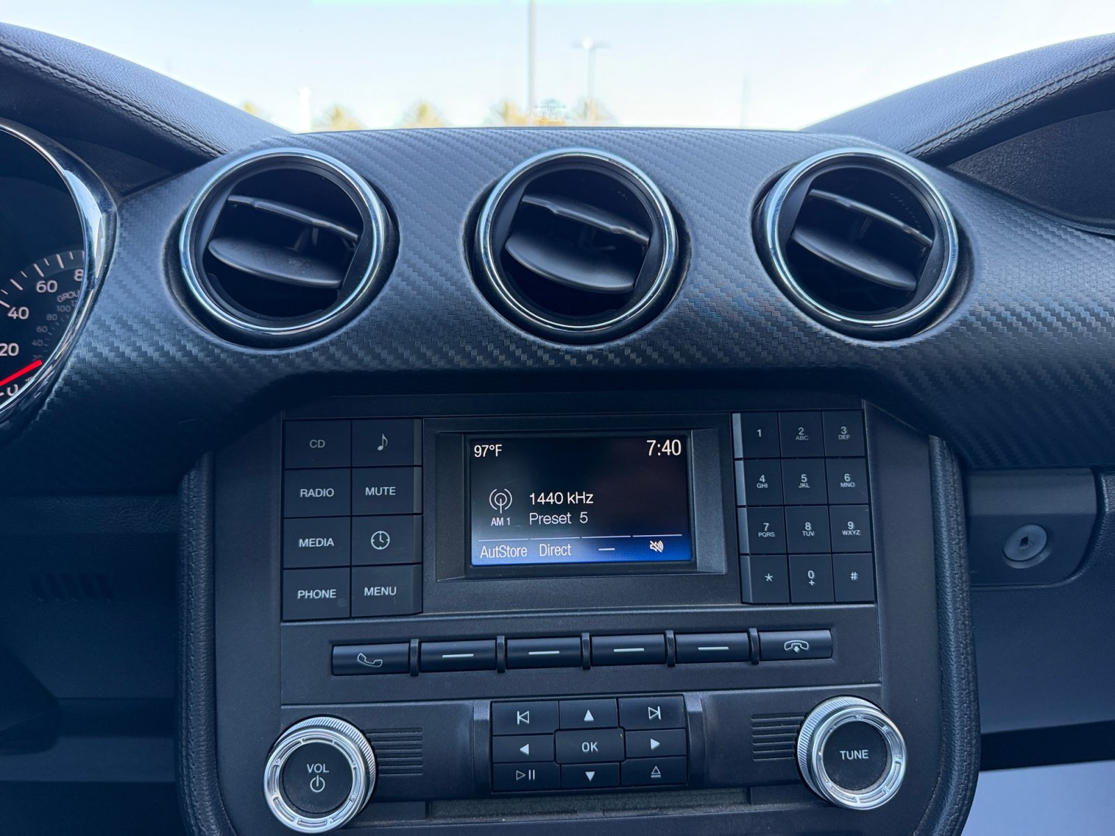 Used 2017 Ford Mustang Convertible RWD image 12