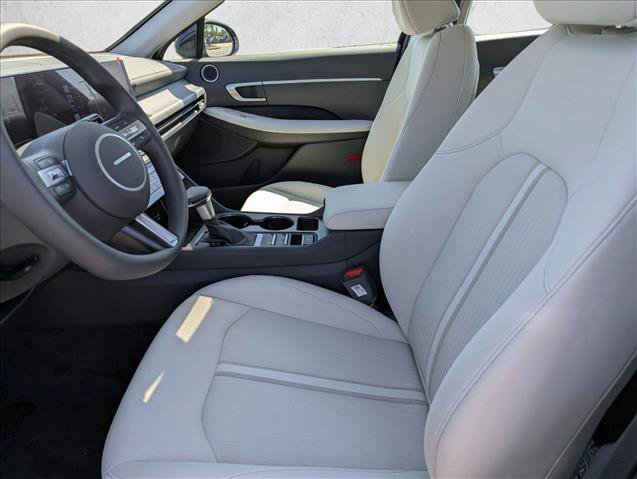 New 2026 Hyundai Sonata SE FWD image 22