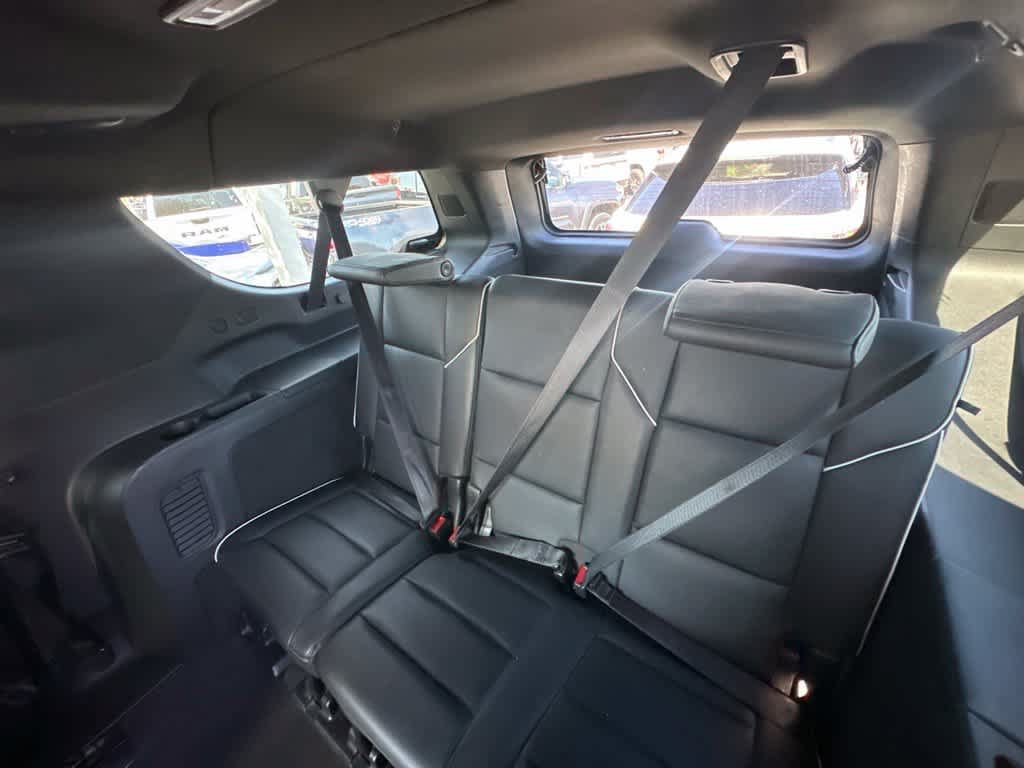 Used 2024 Cadillac Escalade ESV Sport AWD/4WD image 12