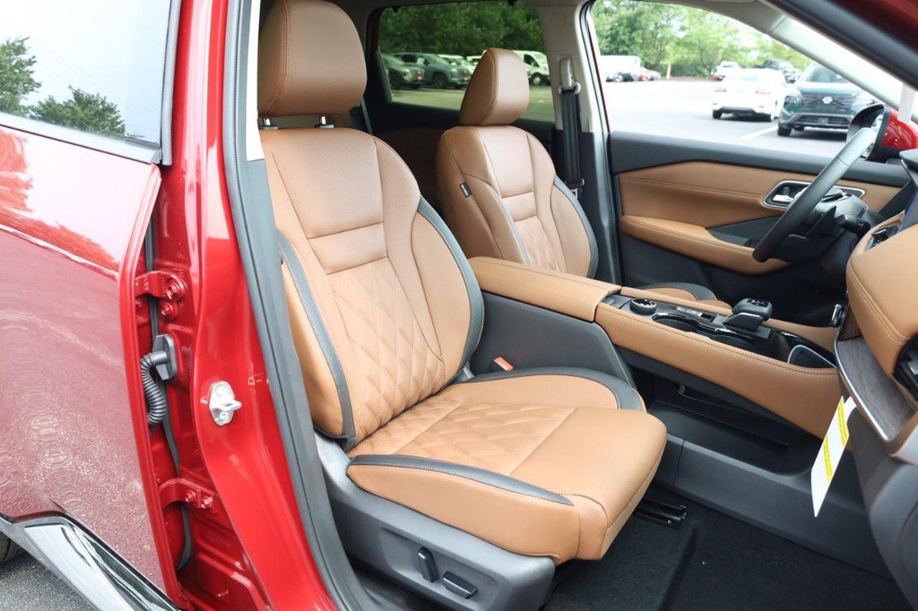 New 2026 Nissan Rogue Platinum AWD/4WD image 23