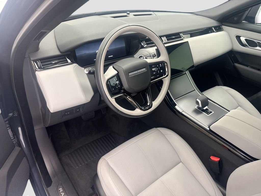 Used 2026 Land Rover Range Rover Velar S AWD/4WD image 9