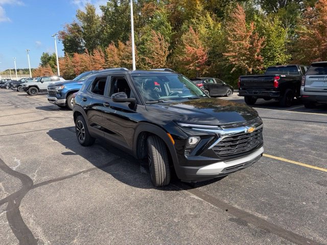 Certified 2024 Chevrolet TrailBlazer LT w/ Convenience Package FWD image 8