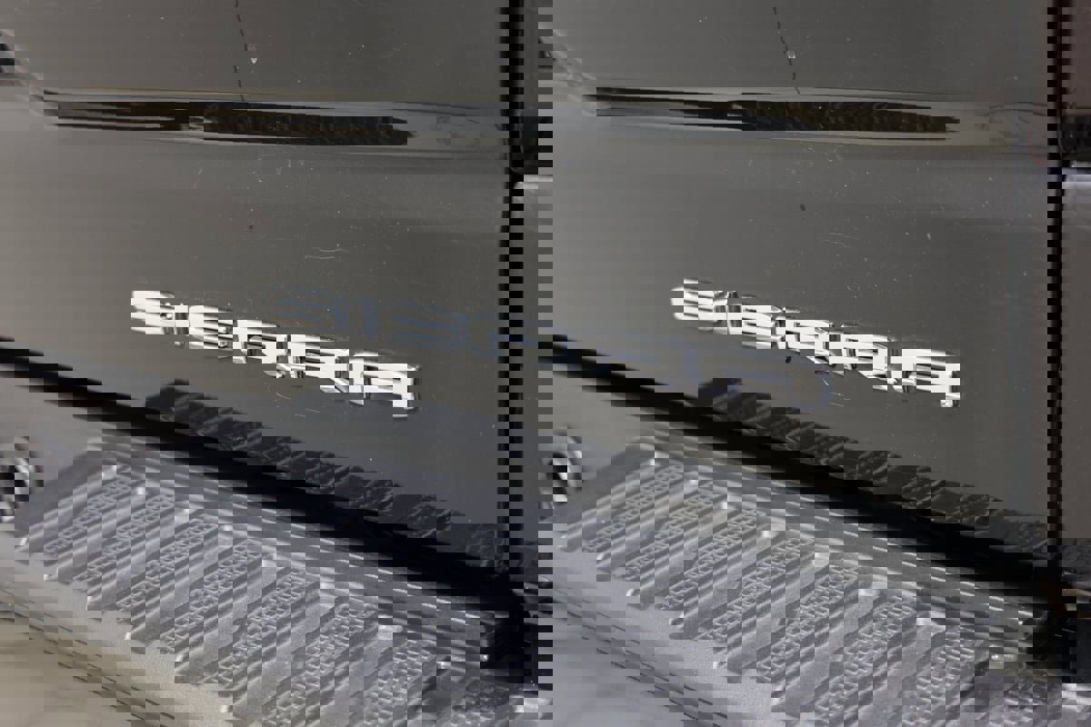 Used 2022 GMC Sierra 1500 Denali image 43