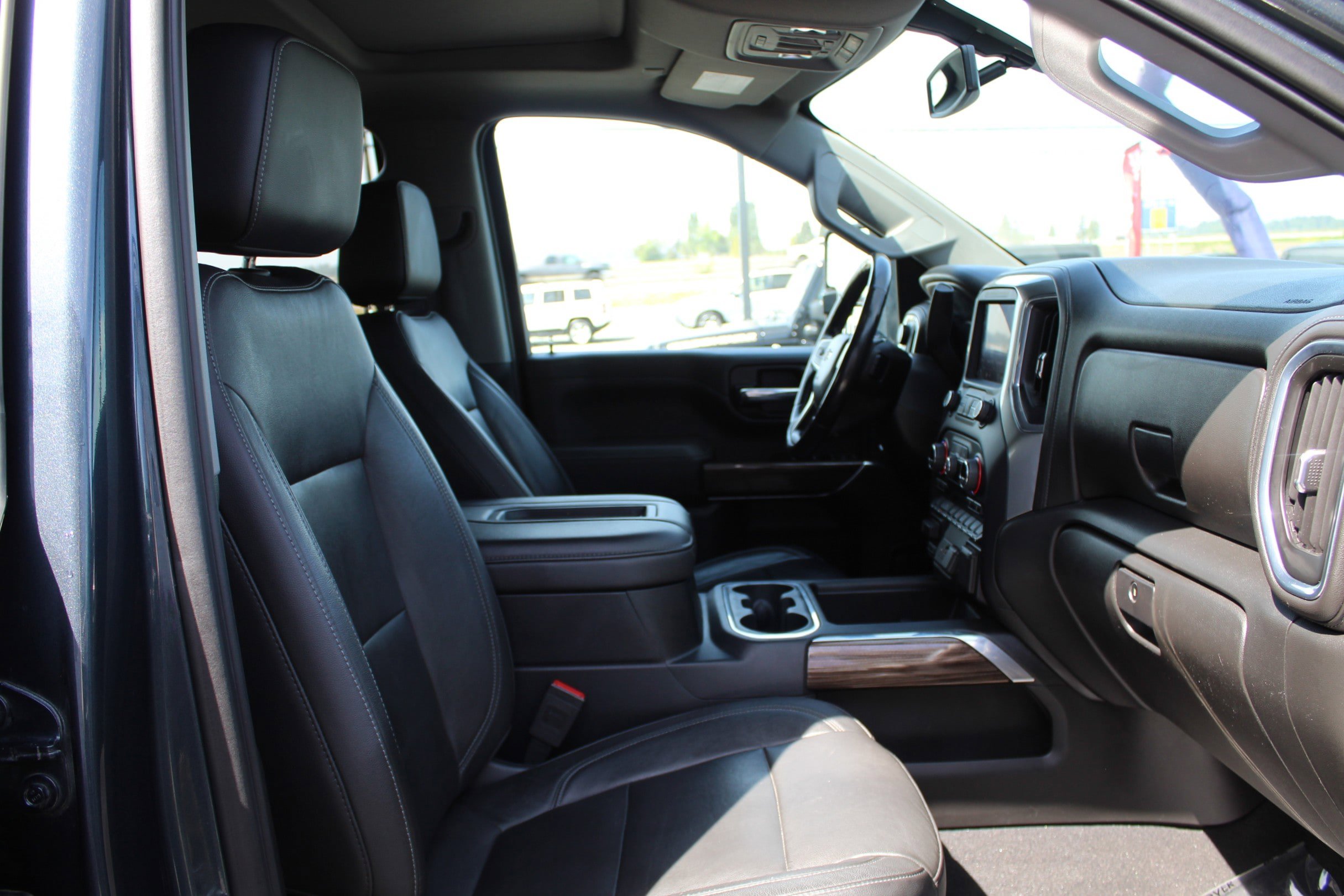 Used 2020 Chevrolet Silverado 2500 LT w/ True North Edition AWD/4WD image 35