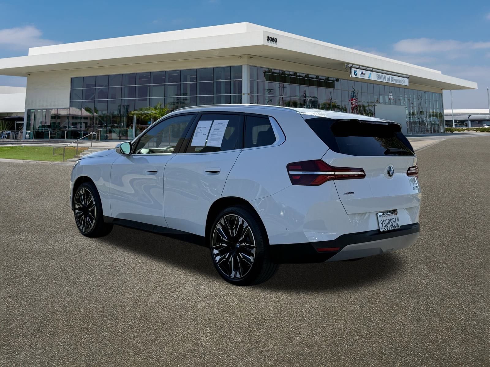 Used 2025 BMW X3 xDrive30i w/ Premium Package image 8