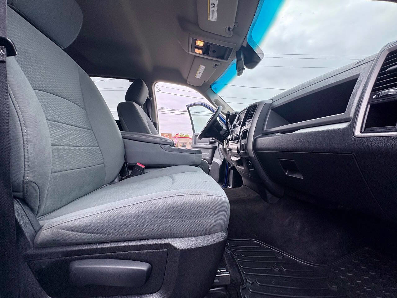 Used 2014 RAM 1500 ST w/ SXT Appearance Group image 26