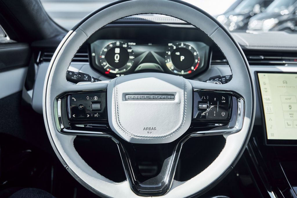 Used 2025 Land Rover Range Rover Sport Autobiography image 44