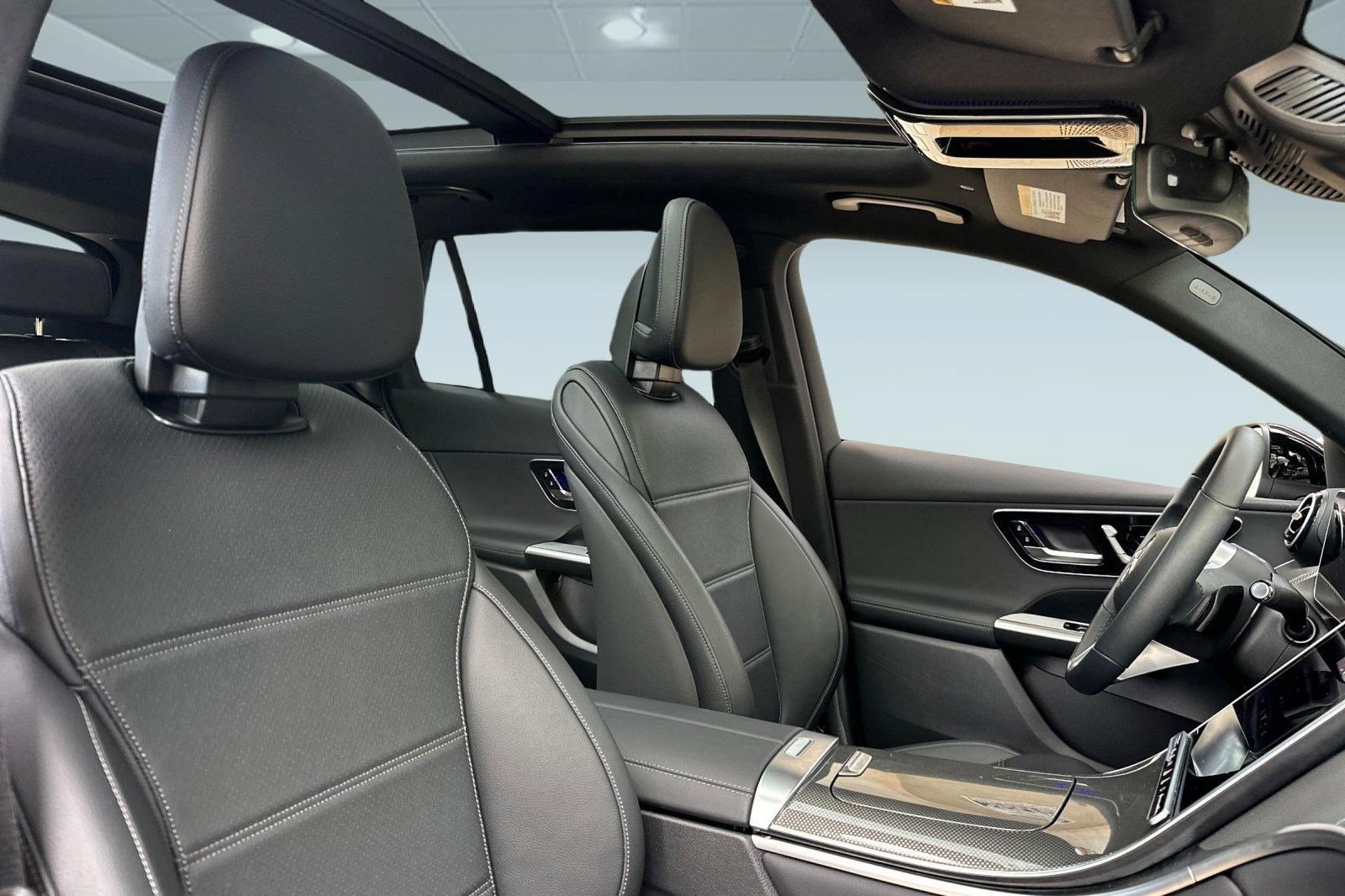 New 2025 Mercedes-Benz GLC 350e 4MATIC image 32
