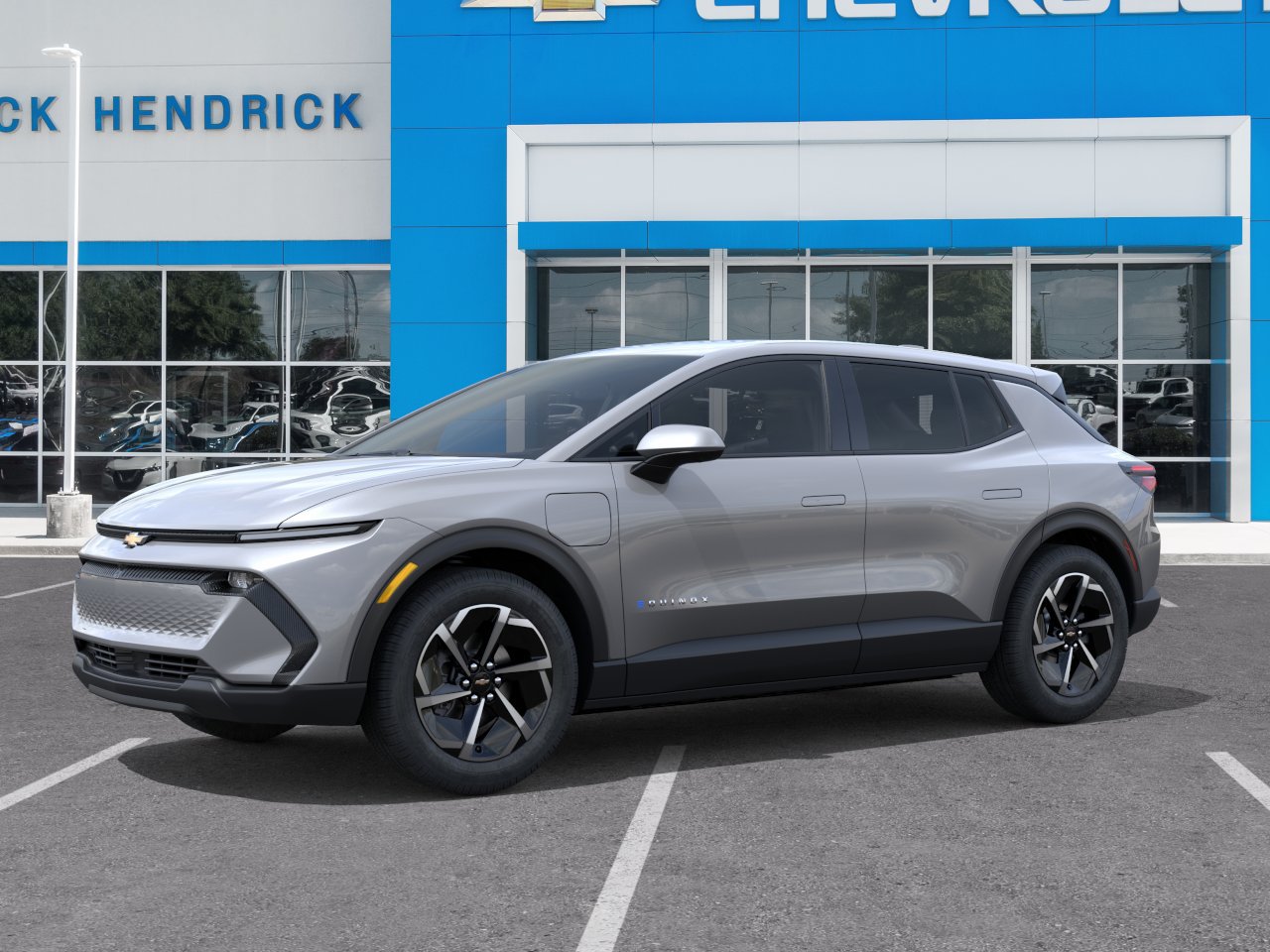 New 2026 Chevrolet Equinox EV LT w/ Comfort Package FWD image 3