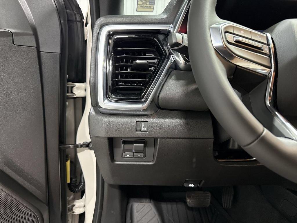 New 2026 GMC Canyon Elevation w/ Convenience Package RWD image 18