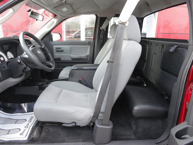 Used 2010 Dodge Dakota ST image 10
