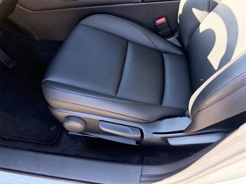 Certified 2025 MAZDA MAZDA3 s Sport image 10