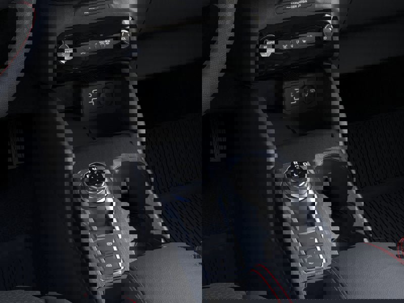 New 2025 Ford Escape ST-Line image 15