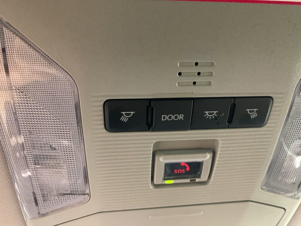 Used 2023 Toyota RAV4 LE image 22