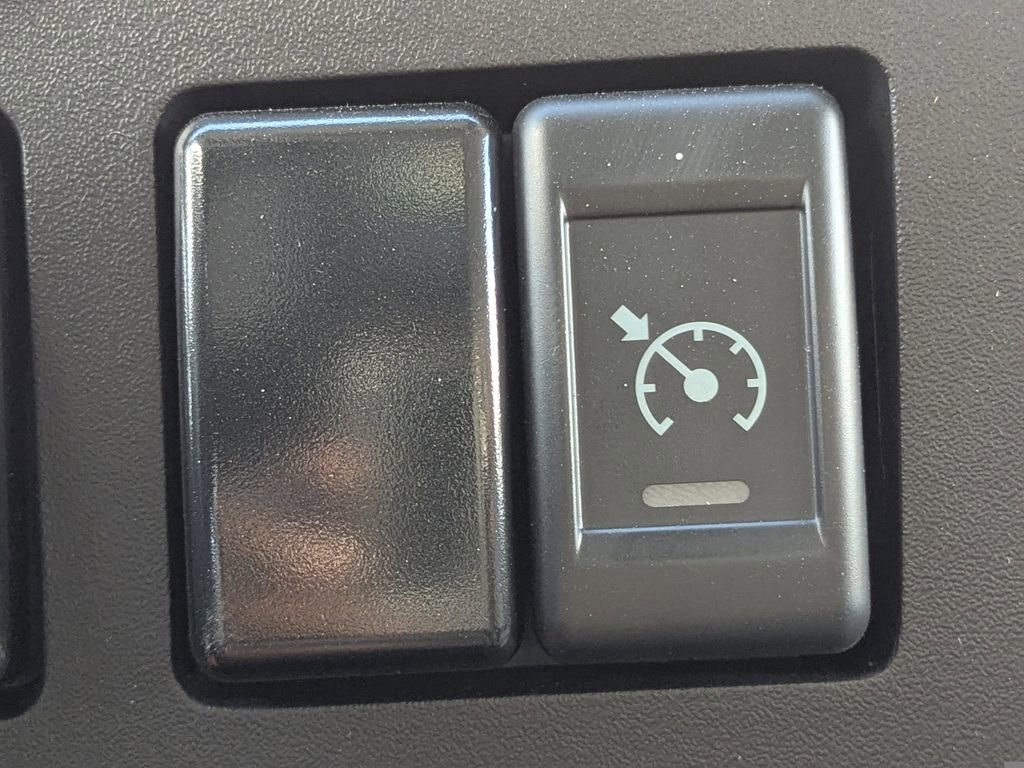 New 2025 Chevrolet Low Cab Forward image 24