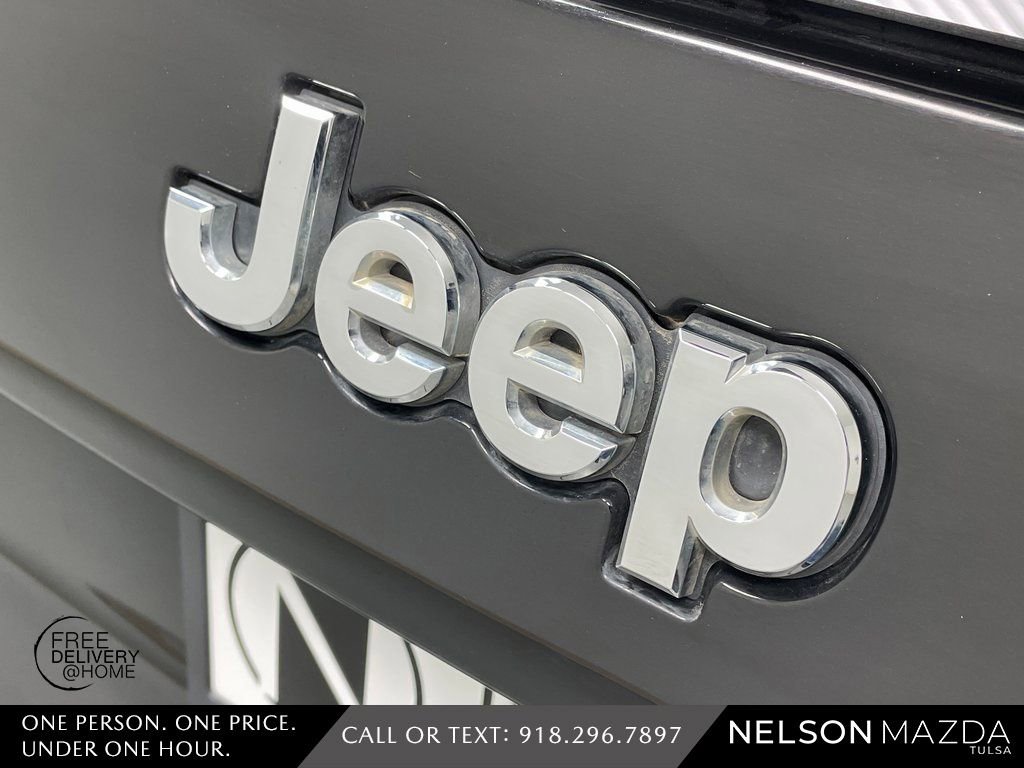 Used 2021 Jeep Cherokee Latitude Plus image 16