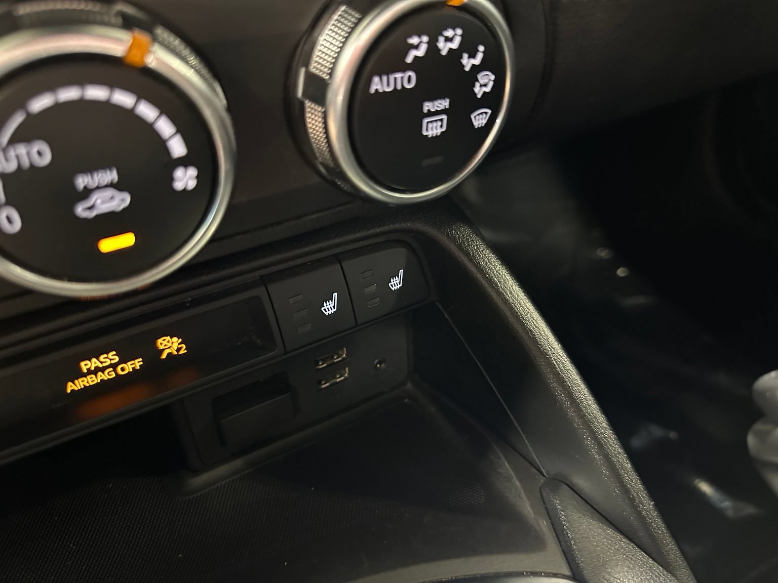 Used 2019 MAZDA MX-5 Miata RF Grand Touring RWD image 30