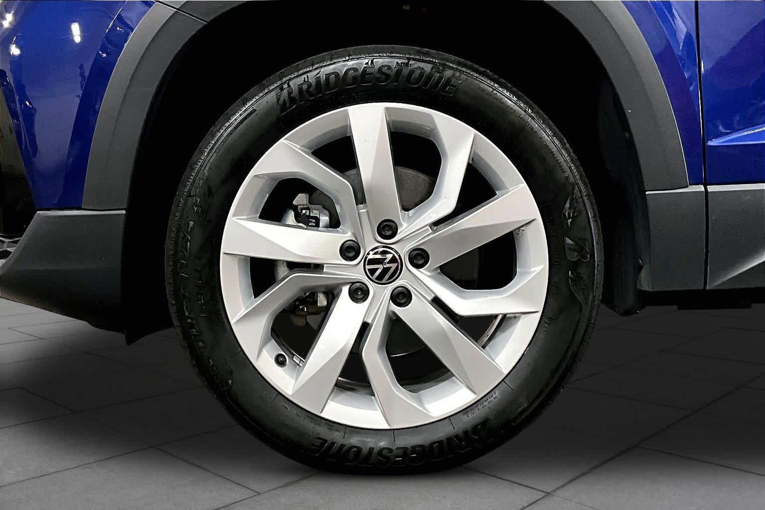 Used 2023 Volkswagen Taos S AWD/4WD image 11