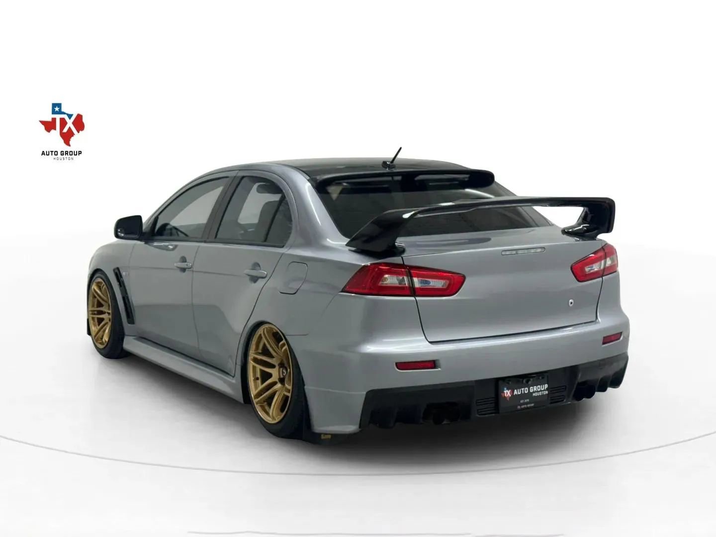 Used 2014 Mitsubishi Lancer Evolution GSR AWD/4WD image 4