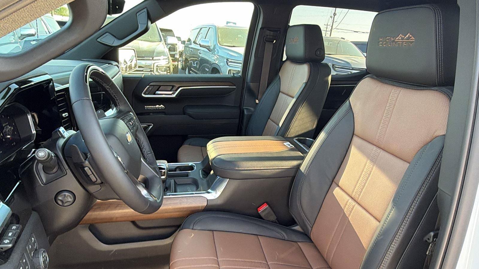 New 2026 Chevrolet Silverado 1500 High Country AWD/4WD image 14