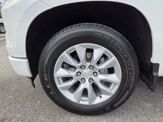 Used 2023 Chevrolet Silverado 1500 Custom RWD image 11