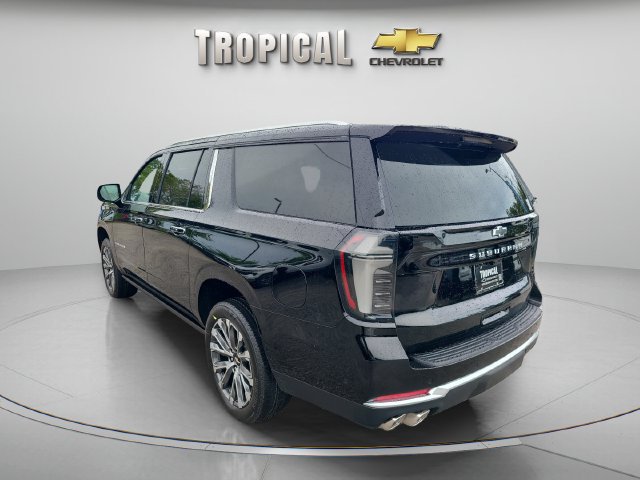 New 2026 Chevrolet Suburban High Country AWD/4WD image 3