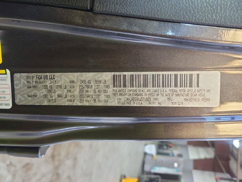 Used 2019 Jeep Wrangler Unlimited Sahara AWD/4WD image 24
