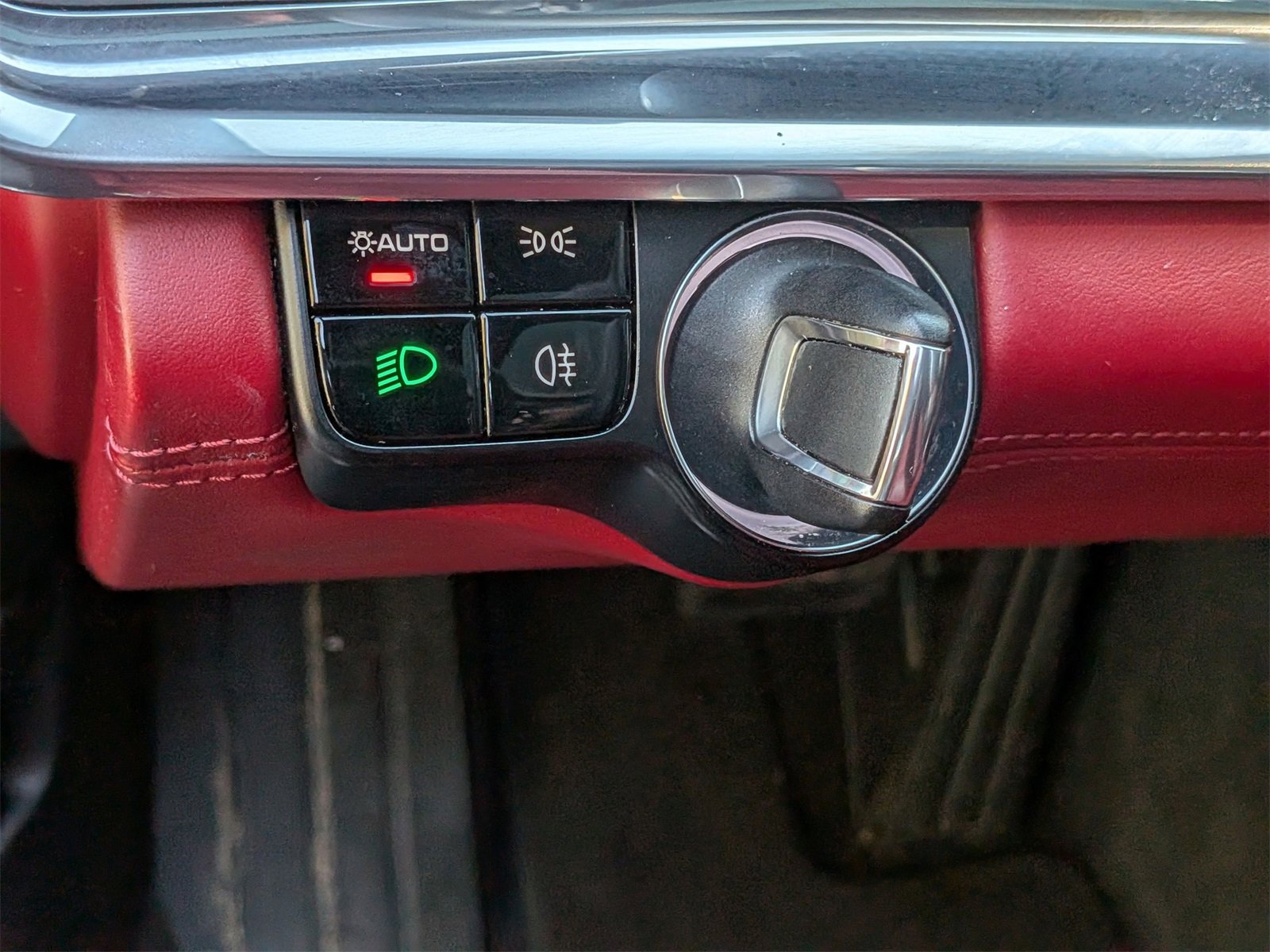 Used 2018 Porsche Panamera image 17