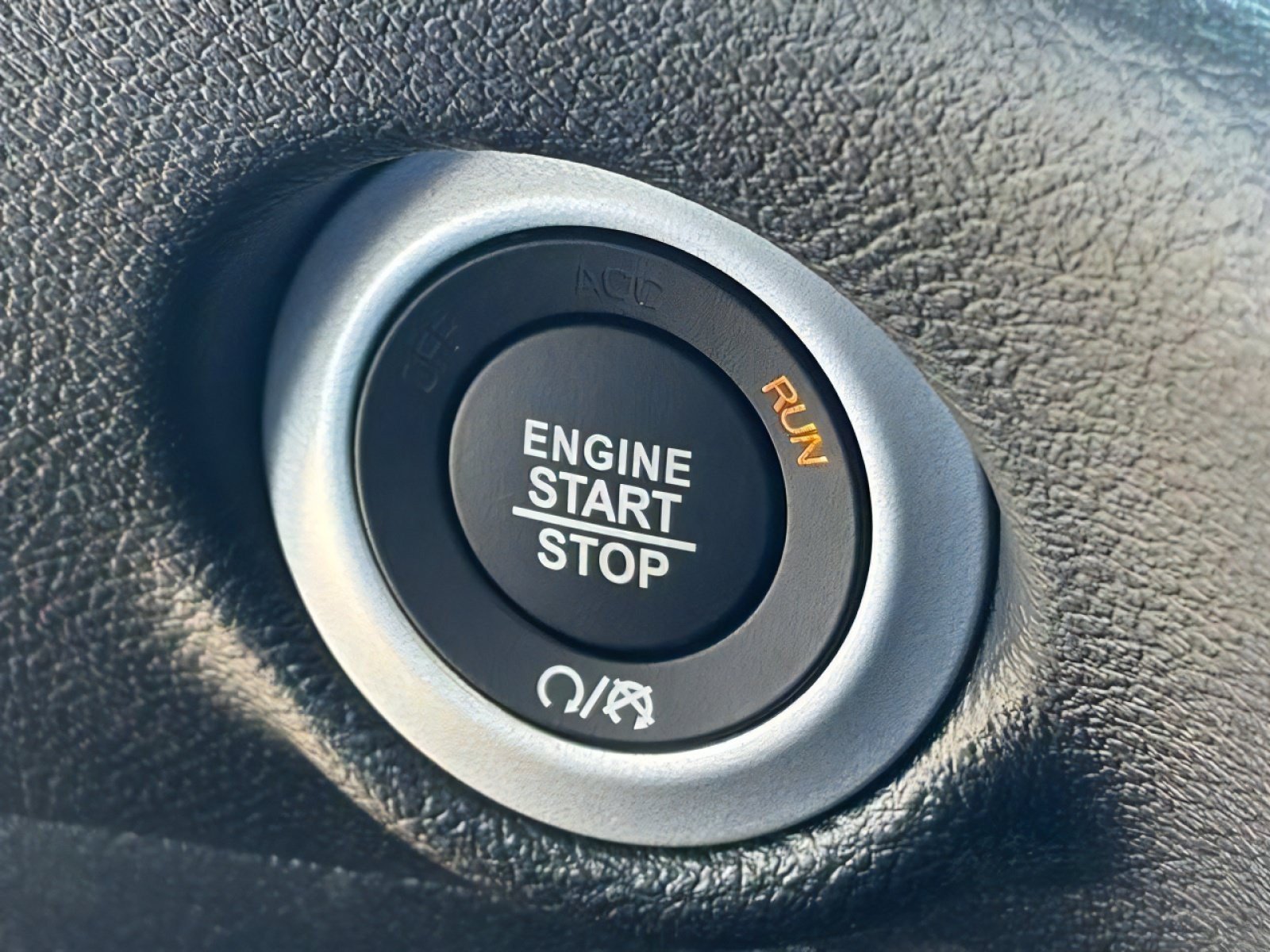 New 2026 Chrysler Voyager LX FWD image 26