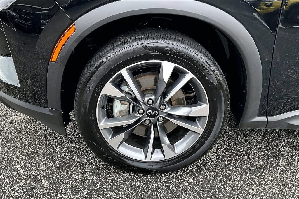 Certified 2025 INFINITI QX60 Luxe image 13