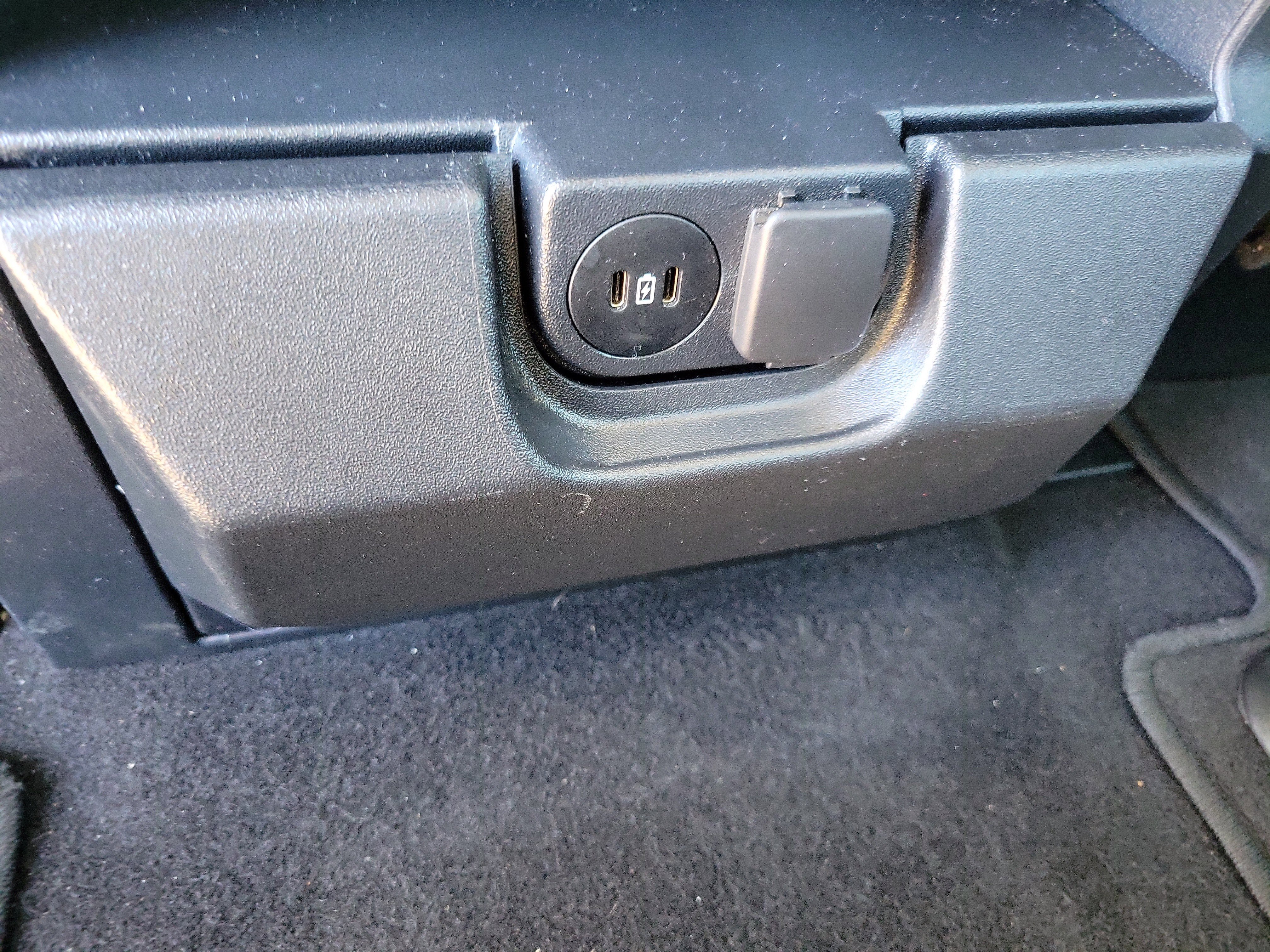 Used 2025 Ford F150 XLT w/ Equipment Group 301A Standard image 17