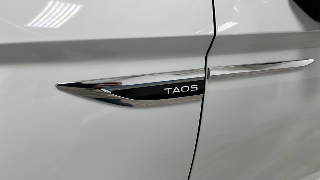 Used 2024 Volkswagen Taos SE FWD image 35