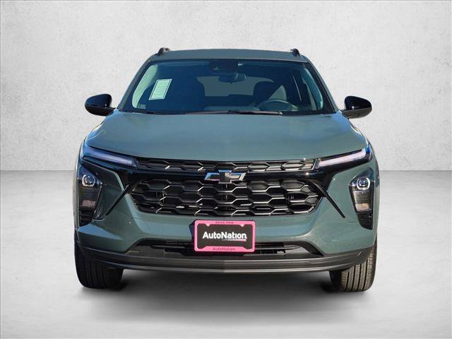 New 2026 Chevrolet Trax LT w/ Midnight Edition FWD image 6
