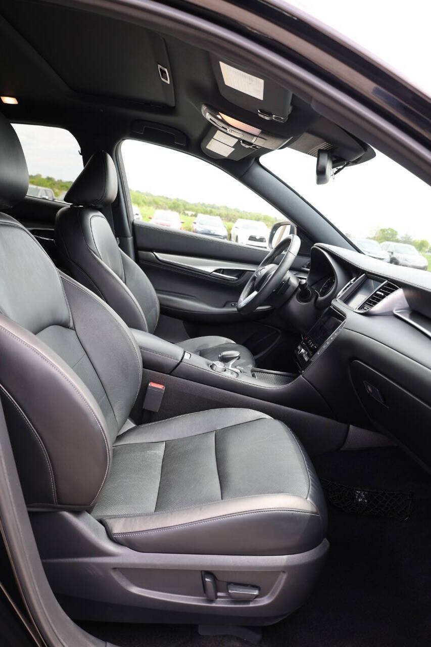Used 2023 INFINITI QX55 Luxe w/ Cargo Package AWD/4WD image 15