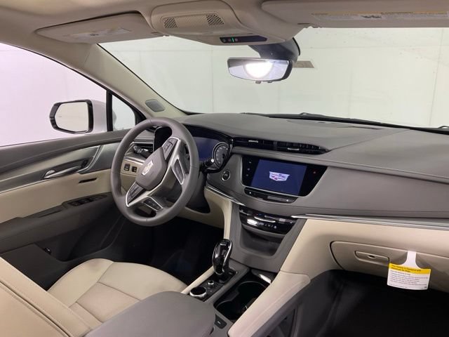 New 2026 Cadillac XT5 Premium Luxury w/ LPO, Floor Liner Package AWD/4WD image 27