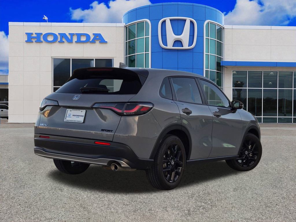 Used 2025 Honda HR-V Sport image 3