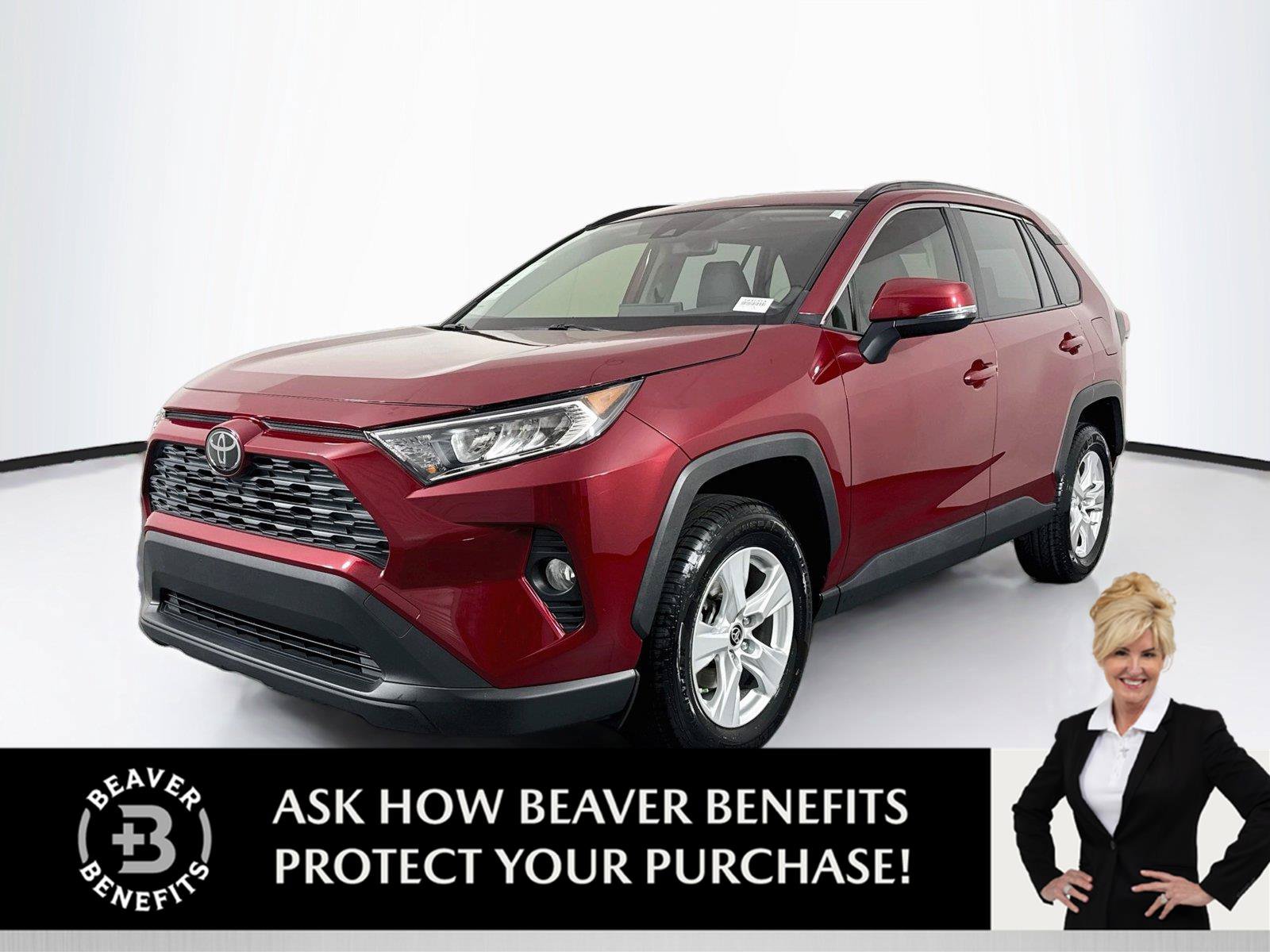 Used 2019 Toyota RAV4 XLE FWD image 1
