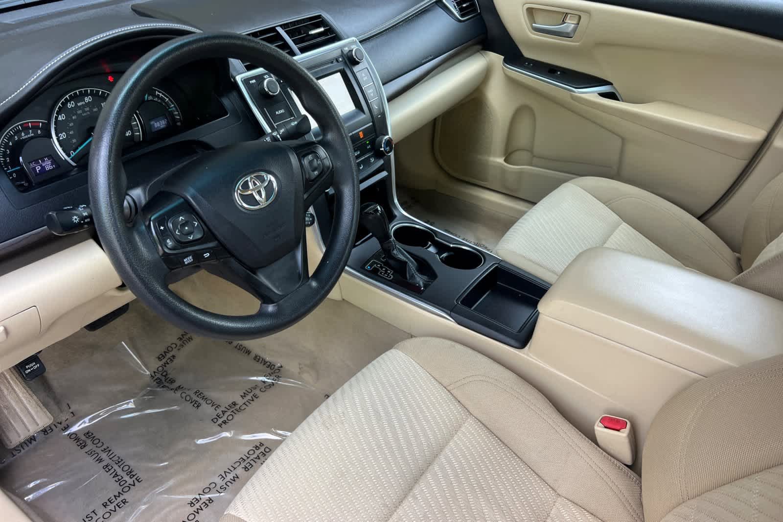 Used 2015 Toyota Camry LE FWD image 11