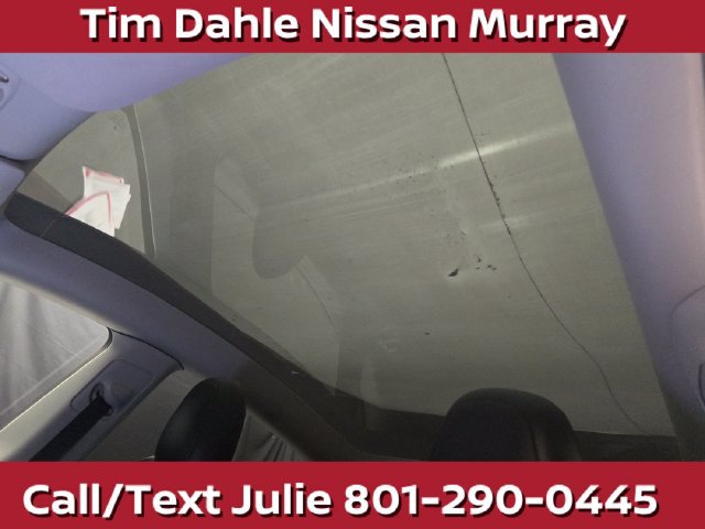 Used 2022 Tesla Model Y Long Range AWD/4WD image 32