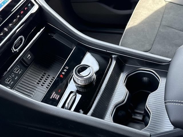 New 2026 Jeep Grand Cherokee Altitude AWD/4WD image 16