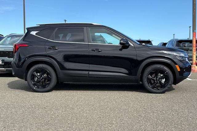 New 2026 Kia Seltos EX w/ EX Sunroof Package FWD image 3
