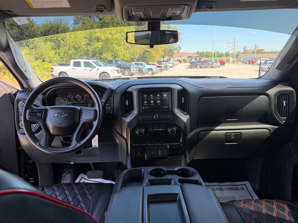 Used 2019 Chevrolet Silverado 1500 Custom Trail Boss AWD/4WD image 12