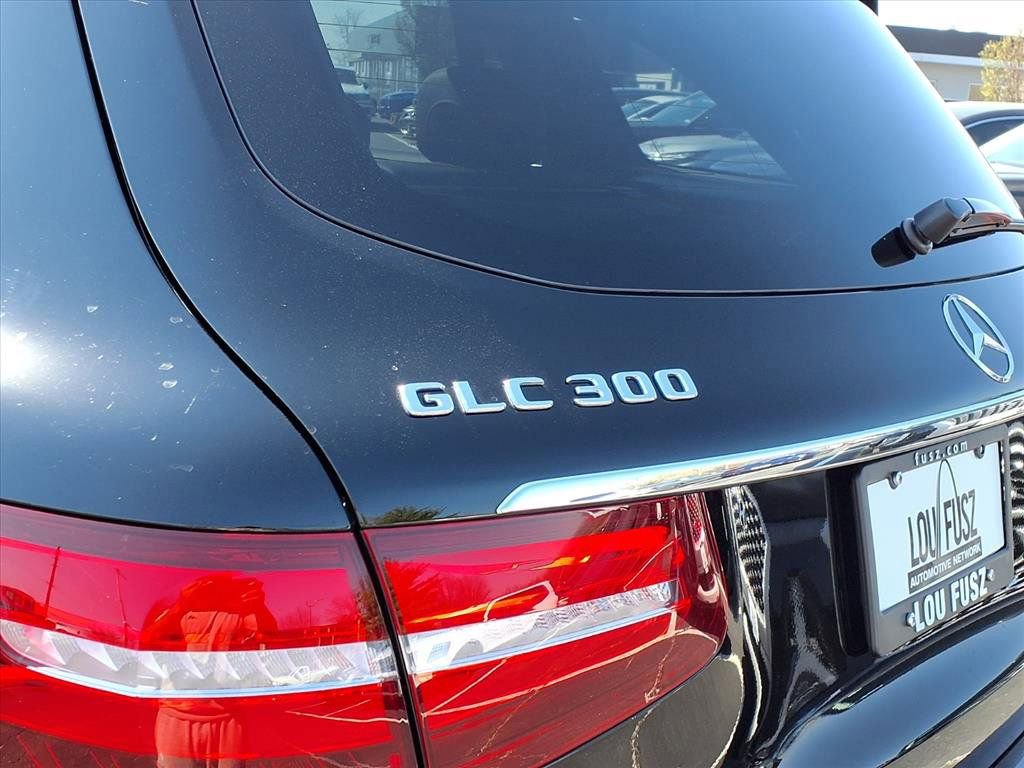 Used 2019 Mercedes-Benz GLC 300 4MATIC image 29