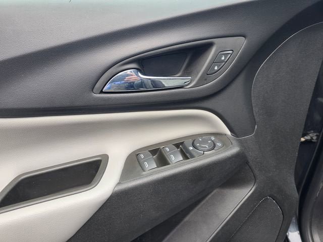Used 2023 Chevrolet Equinox LT AWD/4WD image 18