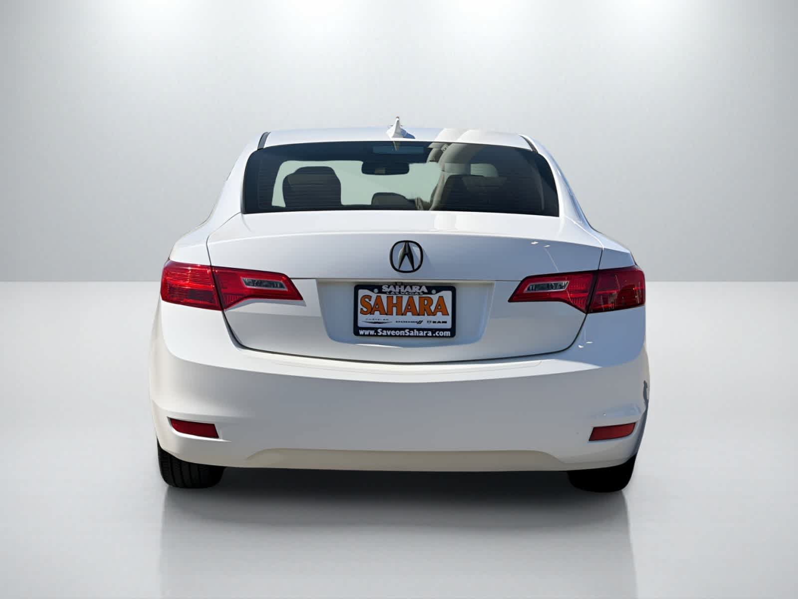 Used 2015 Acura ILX w/ Premium Package FWD image 5