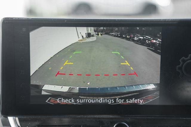 Used 2023 Nissan Altima 2.5 SV w/ SV Premium Package image 5