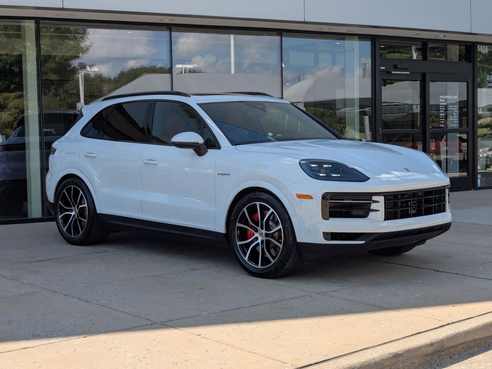 New 2026 Porsche Cayenne S image 7