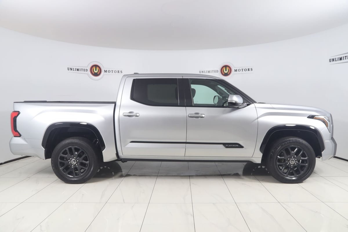 Used 2023 Toyota Tundra Platinum AWD/4WD image 2