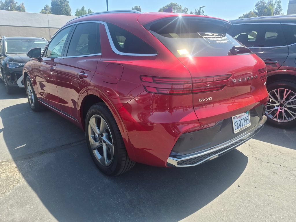 Used 2026 Genesis GV70 2.5T AWD/4WD image 4